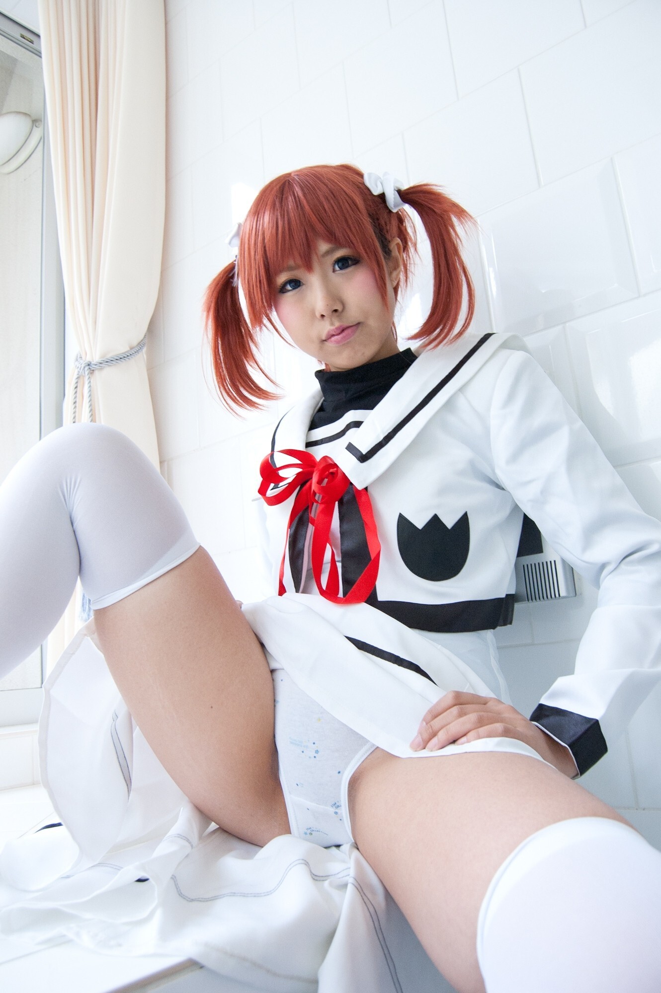 [Cosplay]  Hot Maho Shojo Lyrical Nanoha 1